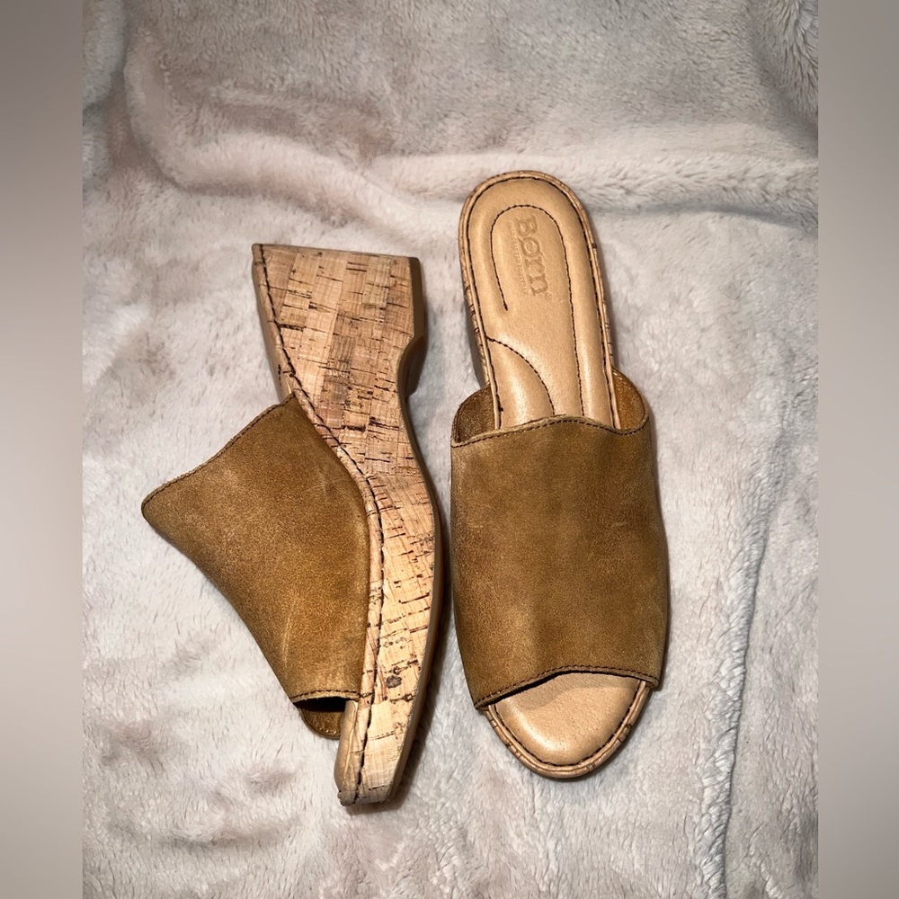 Born womens wedge sandal size 9 - Picture 1 of 7